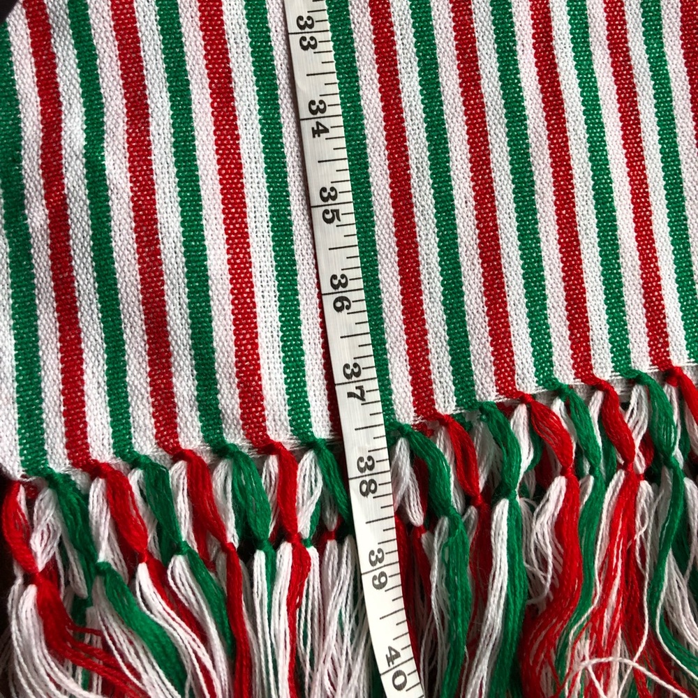 Beautiful Handmade Red, Green, White Scarf 🧣 - Picture 4 of 6
